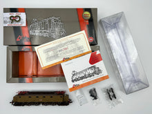 Load image into Gallery viewer, Aimx Models Locomotiva Elettrica FS E 428 001 prototipo Breda – 90°Anniversario E 428 – H0 1/87 AX2003 Castano Isabella Era IV Ferrovia

