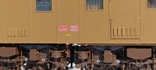 Load image into Gallery viewer, Aimx Models Locomotiva Elettrica FS E 428 001 prototipo Breda – 90° Anniversario E 428 – H0 1/87 AX2003S DCC Sound+ Castano Isabella Era IV Ferrovia
